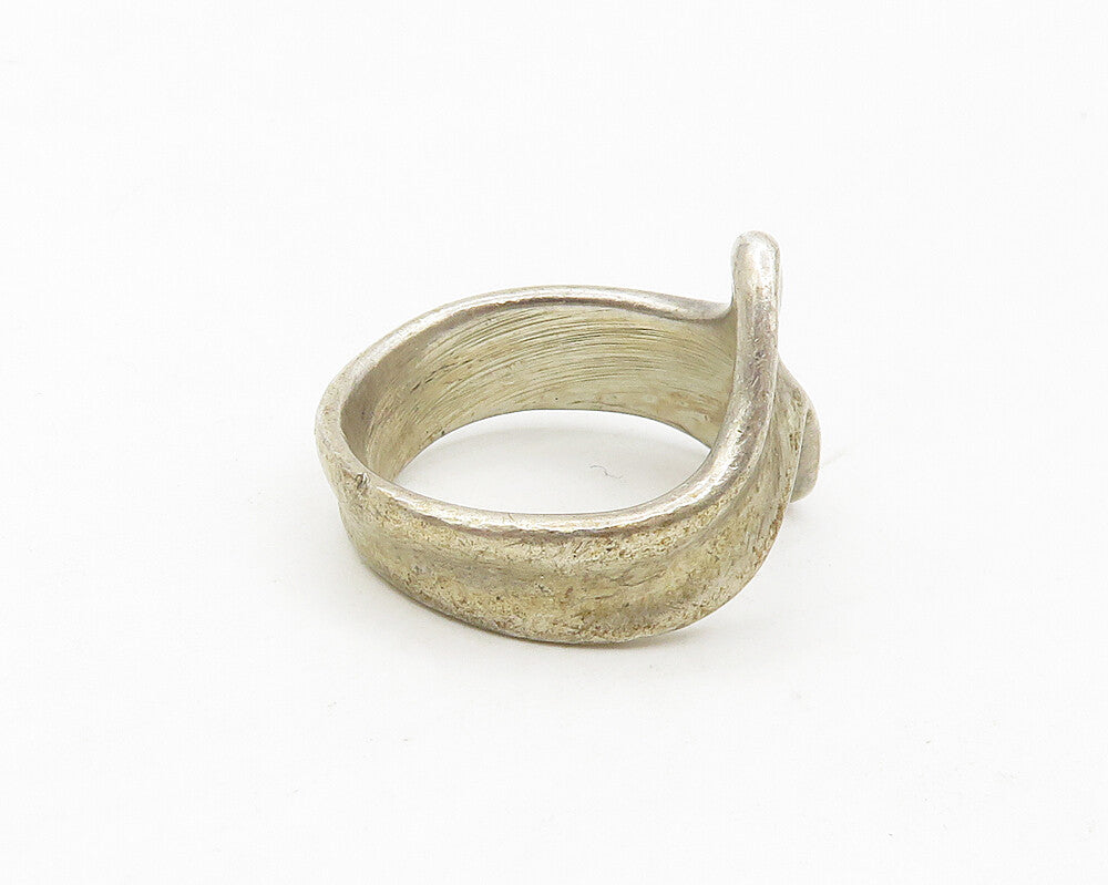 925 Sterling Silver  Vintage Shiny Pointed Design Band Ring Sz 6.5  RG17427