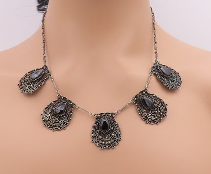 925 Sterling Silver Vintage Necklace Dark Tone Swirly Carved Onyx Inlay  NE4449