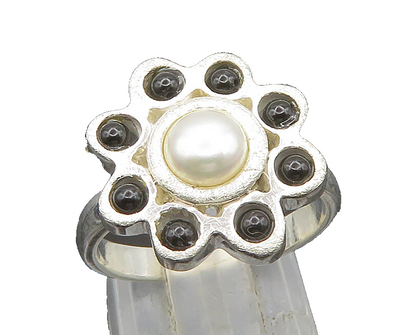 925 Sterling Silver  Vintage Cultured Pearl & Onyx Flower Ring Sz 7  RG24448