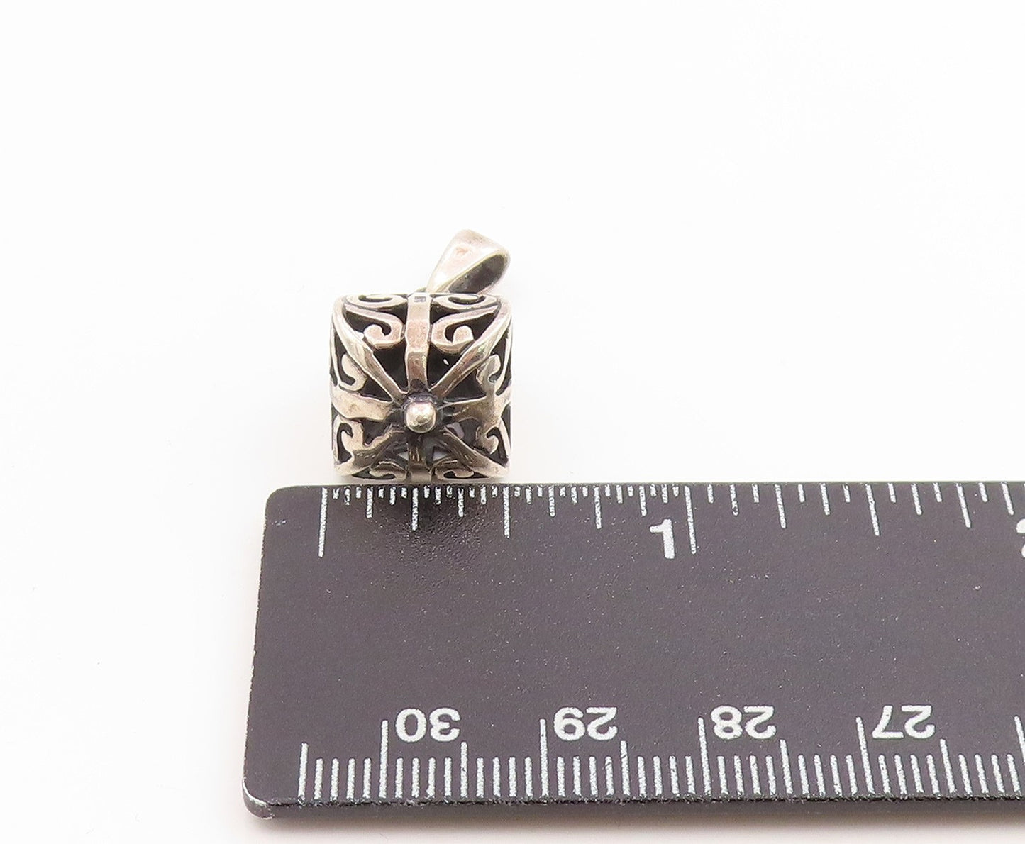 925 Sterling Silver Vintage Pendant Classic Scrollwork Cutout Drop Charm PT26056