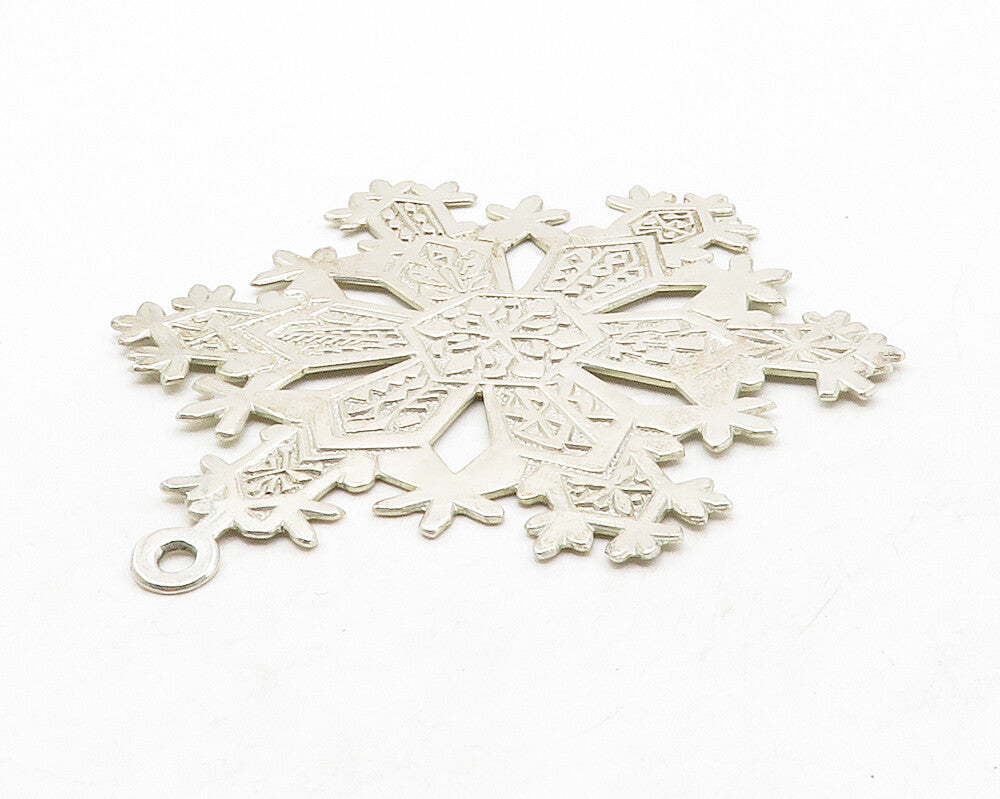 MMA 925 Sterling Silver  Vintage Shiny Winter Snowflake Motif Pendant  PT10319