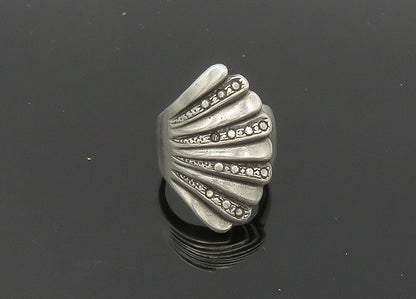 925 Sterling Silver  Vintage Shiny Fluted Wing Style Band Ring Sz 7  RG20488