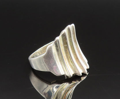 925 Sterling Silver  Vintage Concave Graduated Fluted Ring Sz 7.5  RG25618