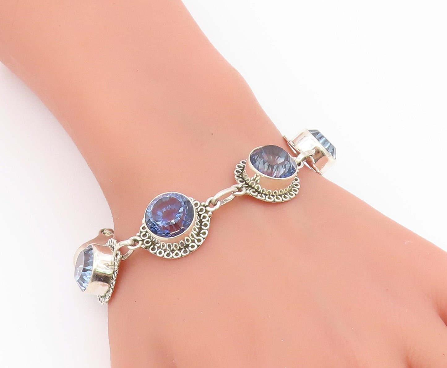 925 Sterling Silver Faceted Blue Topaz Shiny Floral Chain Bracelet BT3815