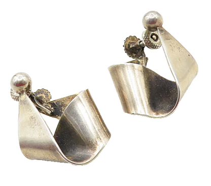 NAPIER 925 Sterling Silver  Vintage Flower Ribbon Non Pierce Earrings  EG4806