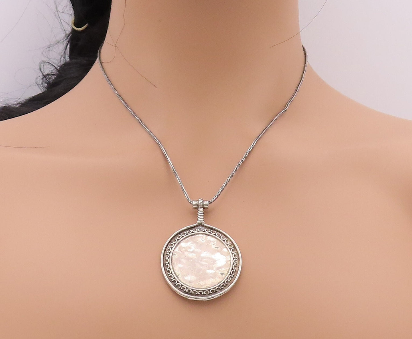925 Sterling Silver Vintage Necklace SHABLOOL ISRAEL Carved Round Pendent NE4318