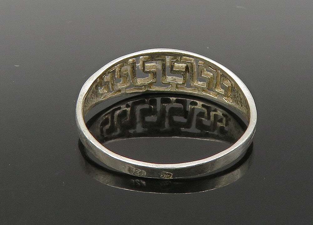 925 Sterling Silver  Vintage Shiny Greek Key Dome Band Ring Sz 8.5  RG21768