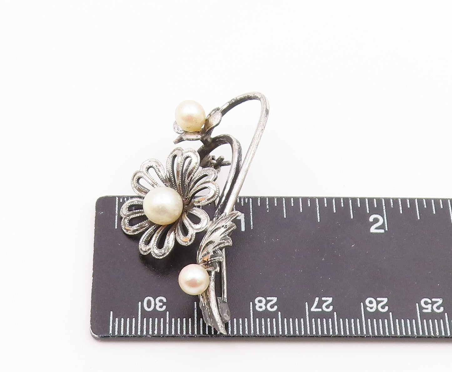 925 Sterling Silver  Vintage Cultured Pearls Flower Cutout Brooch Pin  BP9495