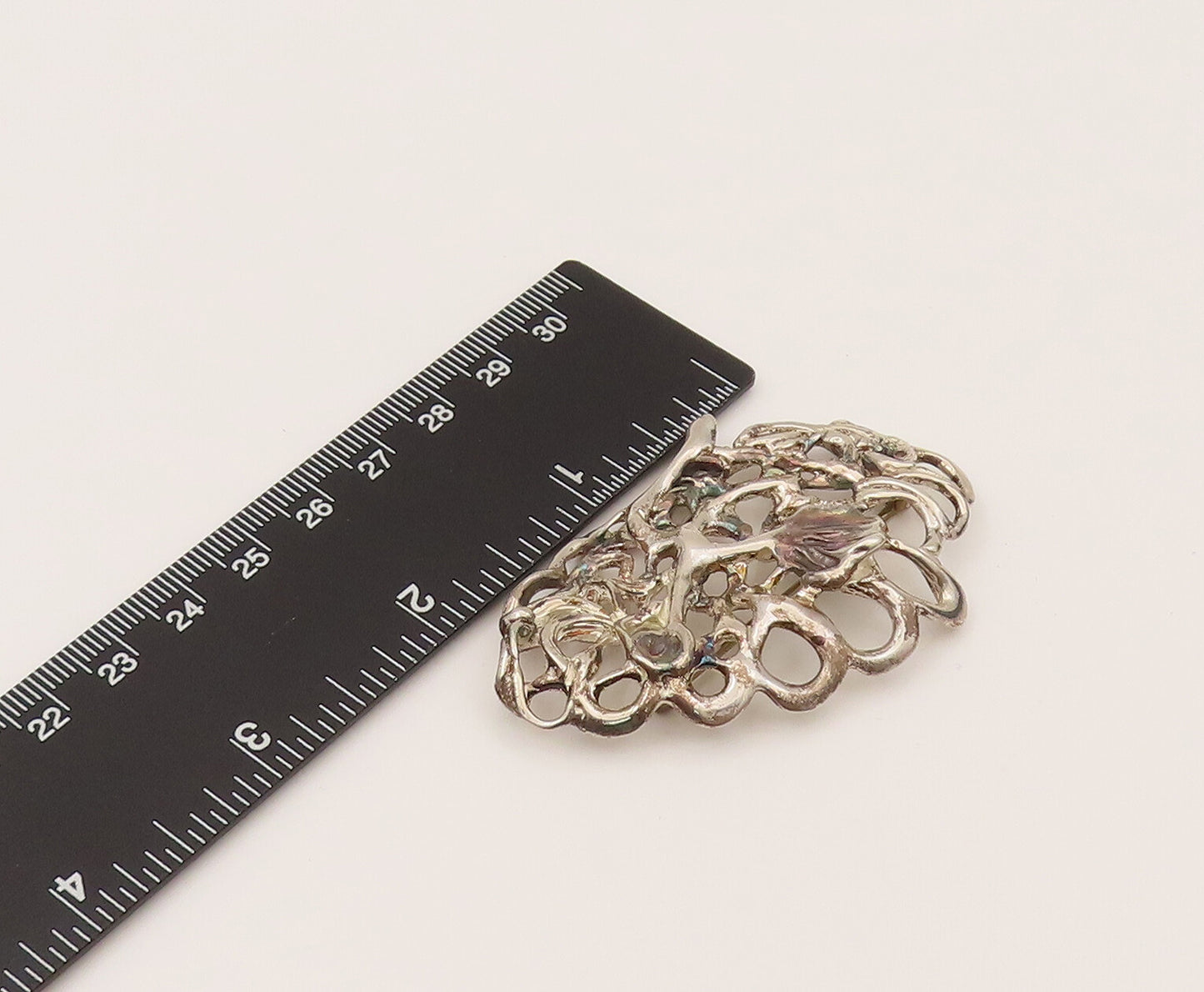 925 Sterling Silver  Vintage Modernist Openwork Floral Brooch Pin  BP10208
