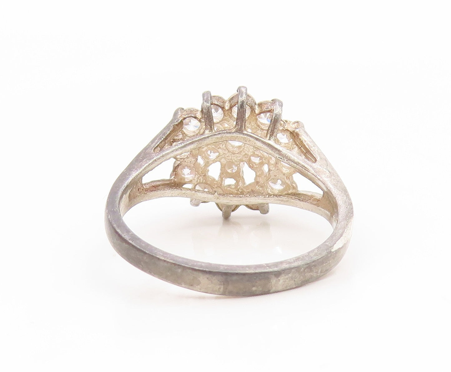 925 Sterling Silver Vintage Ring Sparkling CZ Floral Cluster  Sz 7.5  RG35080