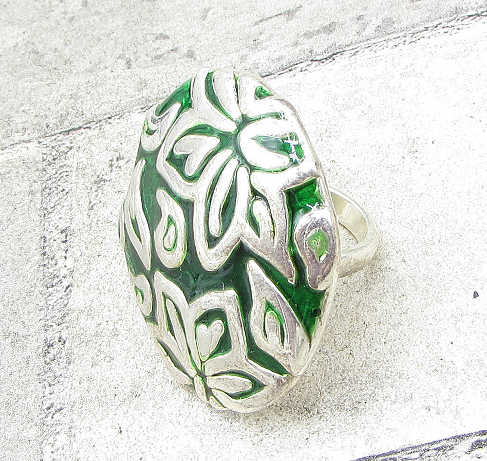 925 Sterling Silver  Carved Floral Over Green Enamel Cocktail Ring Sz 7 RG1425