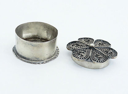 925 Sterling Silver  Vintage Antique Filigree Flower Pill Box (OPENS)  TR1281