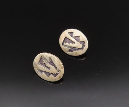 NAVAJO 925 Sterling Silver Vintage Carved Abstract Oval Stud Earrings EG12151