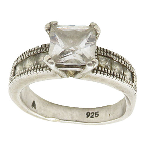 925 Sterling Silver  Vintage Cubic Zirconia Solitaire Accent Ring Sz 7 RG17964