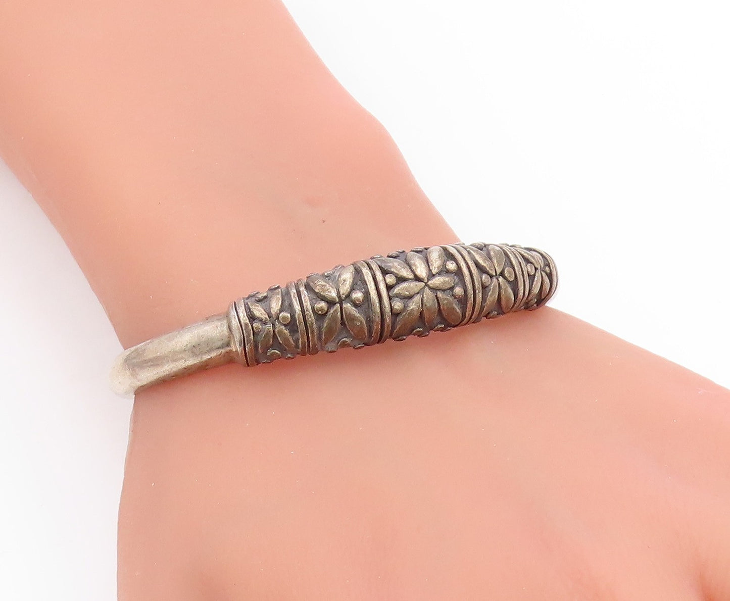 925 Sterling Silver Vintage Bracelet Solid Engraved Floral Design Cuff  BT11804
