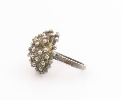 925 Sterling Silver Vintage Ring Dark Tone Amorphous Dome Band  Sz 7.5  RG33902