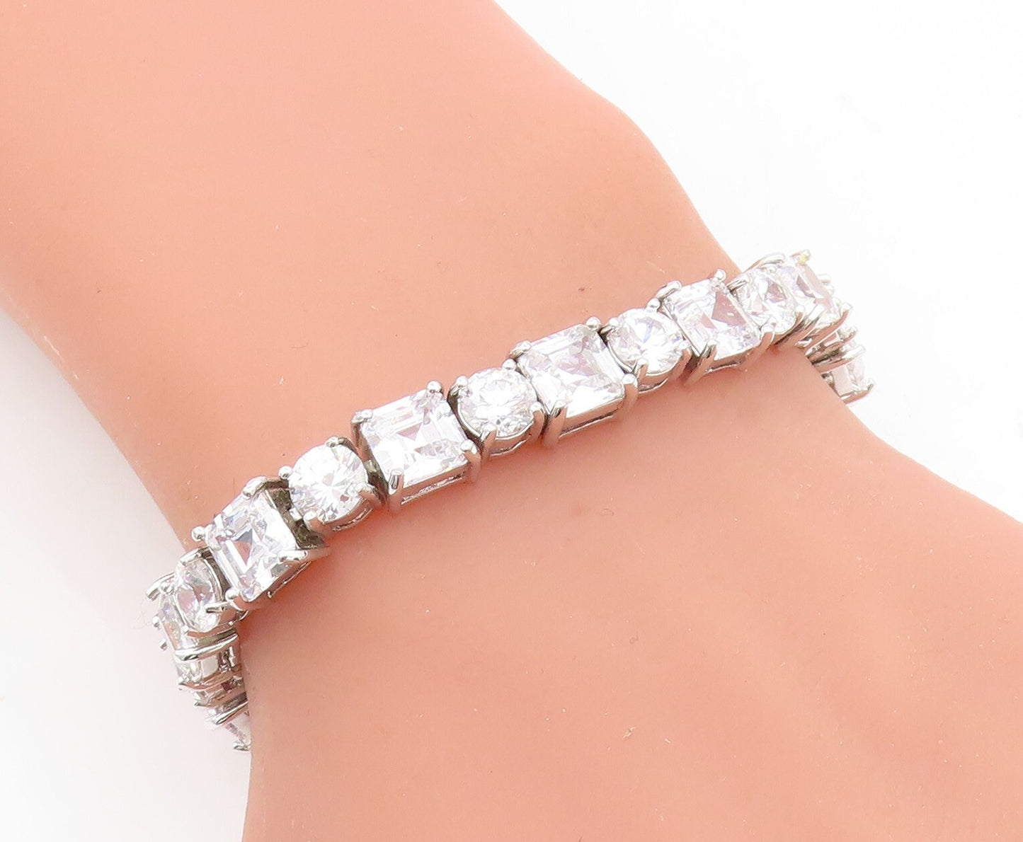 925 Sterling Silver Sparkling Prong Set Cubic Zirconia Chain Bracelet BT3234
