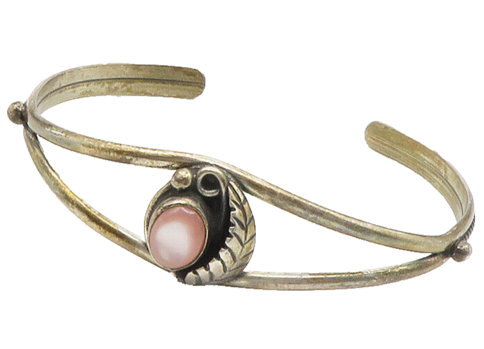 NAVAJO 925 Silver  Vintage Mother Of Pearl Floral Leaf Cuff Bracelet  BT5696