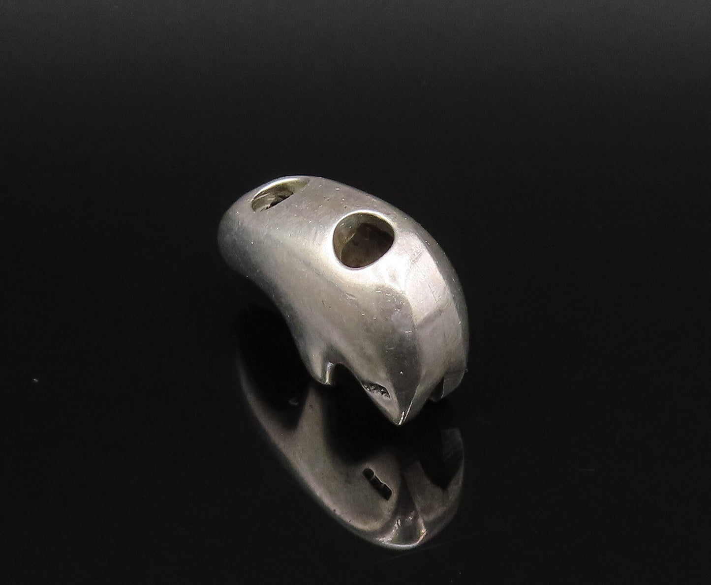 925 Sterling Silver  Vintage Minimalist Polished Bear Motif Pendant  PT21482