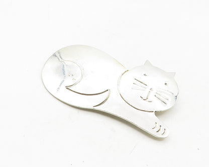 925 Sterling Silver  Vintage Shiny Etched Lying Cat Motif Brooch Pin  BP3705