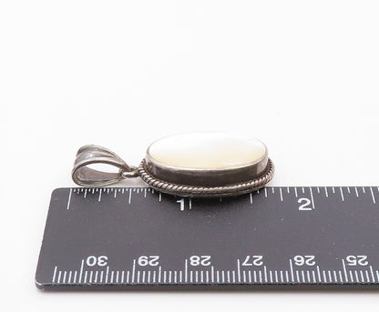 925 Sterling Silver  Vintage Mother Of Pearl Oval Twist Drop Pendant  PT16425