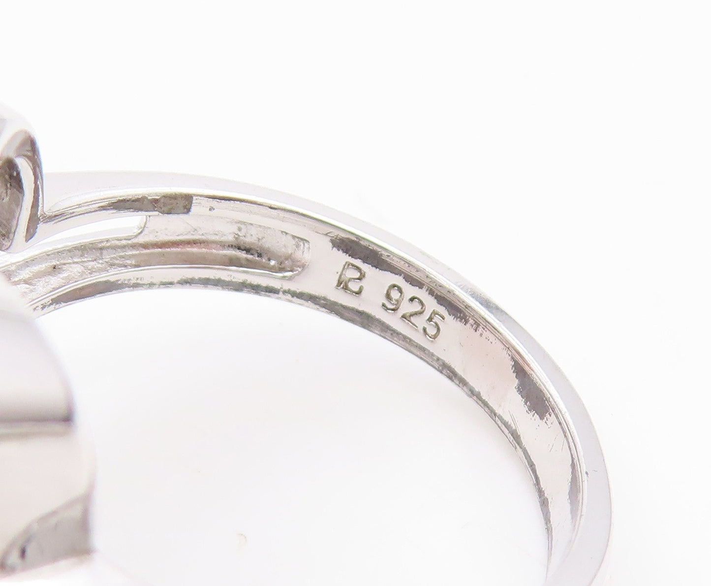 925 Sterling Silver Vintage Ring Modernist Topaz Love Heart Band  Sz 8  RG35978
