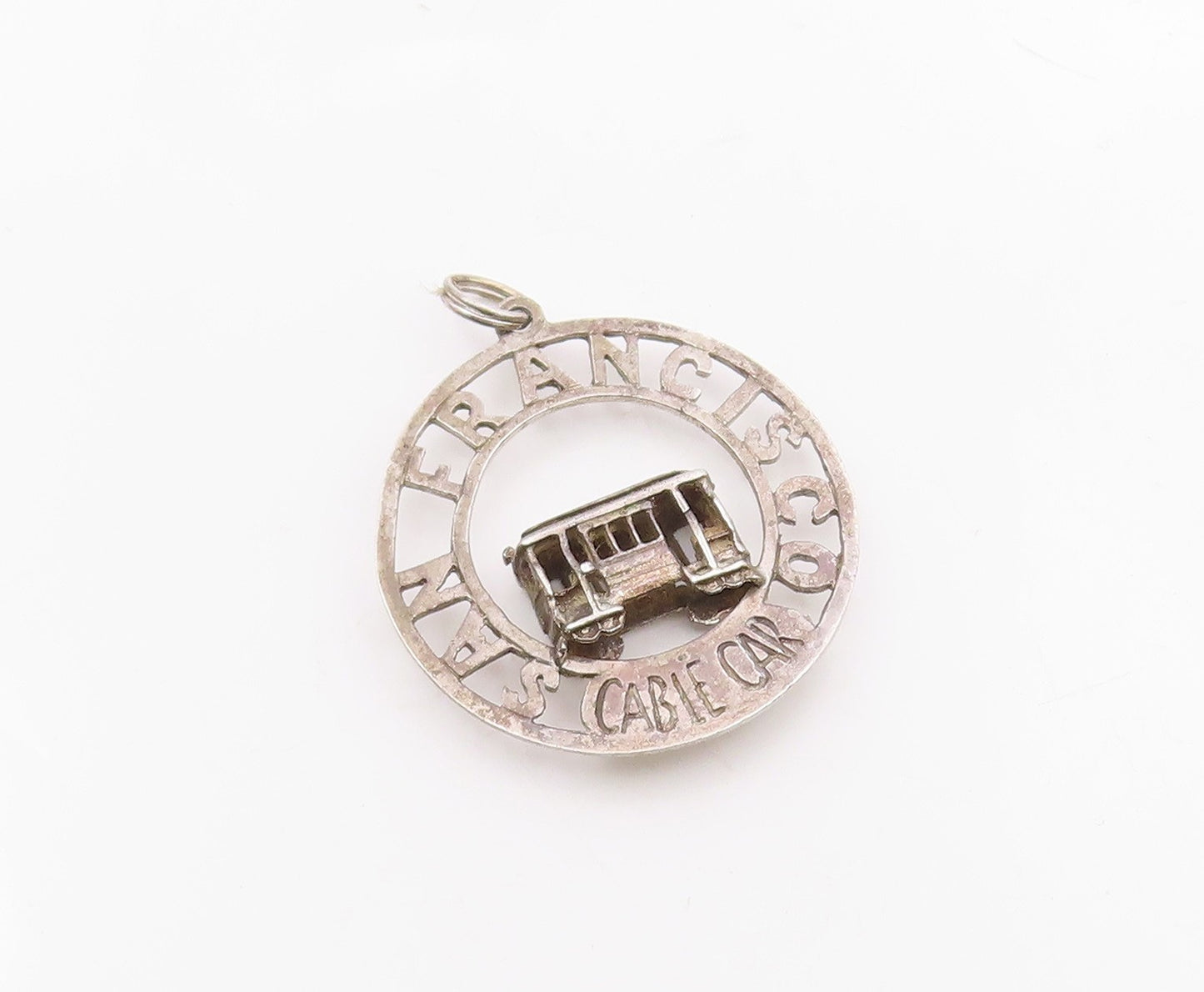 925 Sterling Silver  Vintage San Francisco Cable Car Souvenir Pendant  PT19436