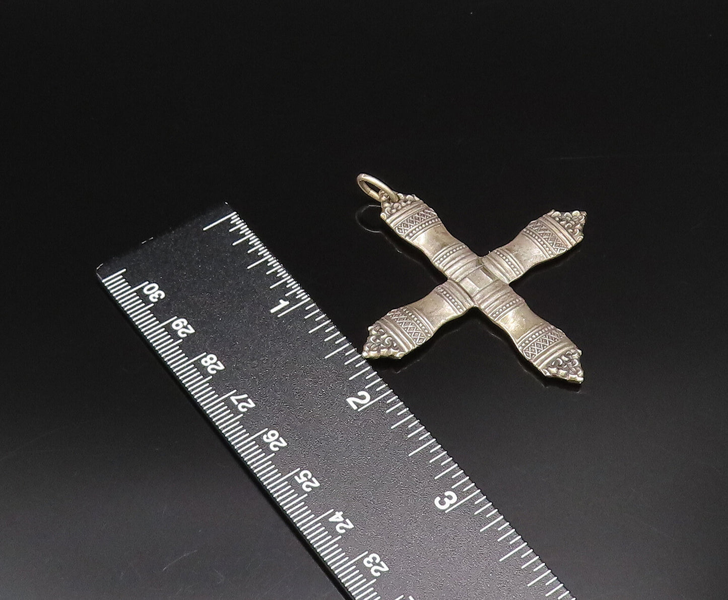 TOWLE 925 Silver  Vintage Dotted & Diamond Shape Pattern Cross Pendant PT21774