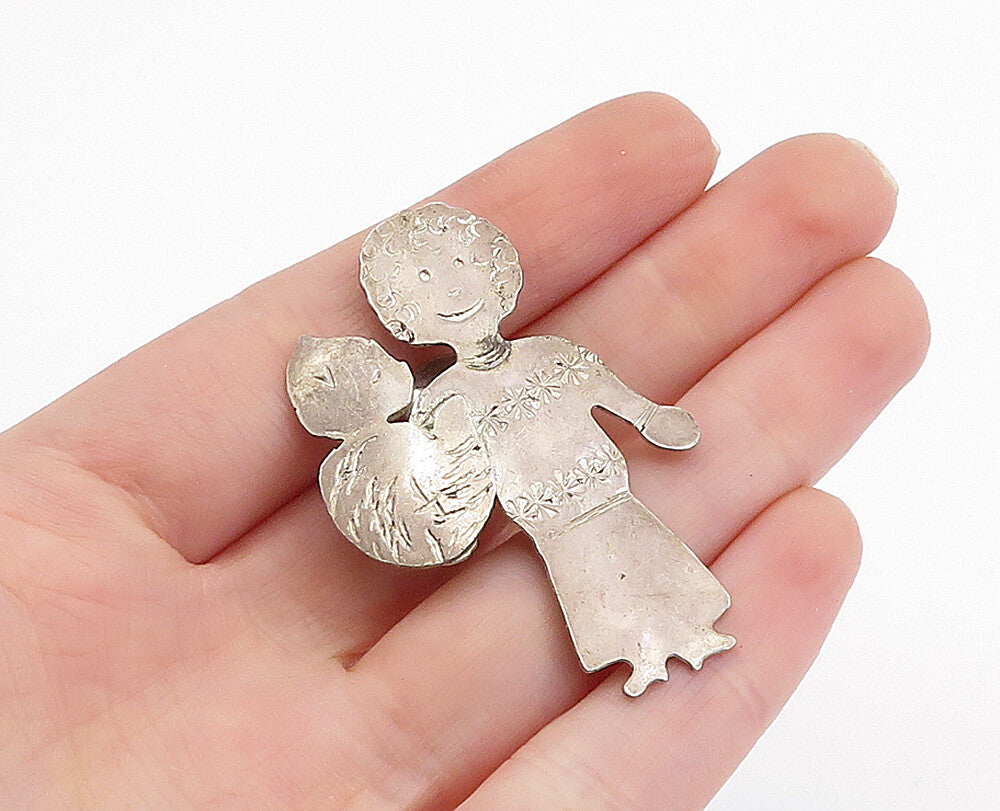 JOR 925 Sterling Silver  Vintage Etched Happy Mother & Baby Sweater Pin TR1074