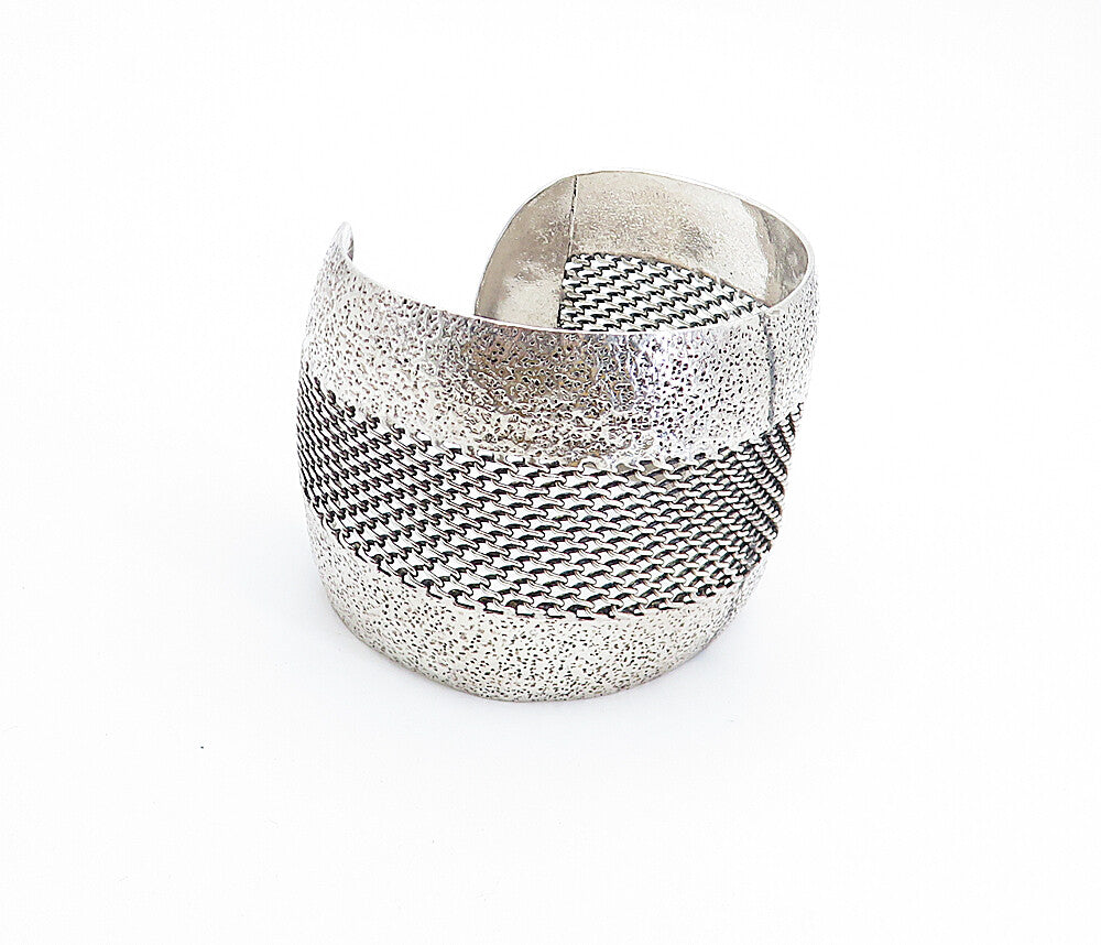 925 Sterling Silver  Vintage Textured Modernist Twist Cuff Bracelet  BT2787