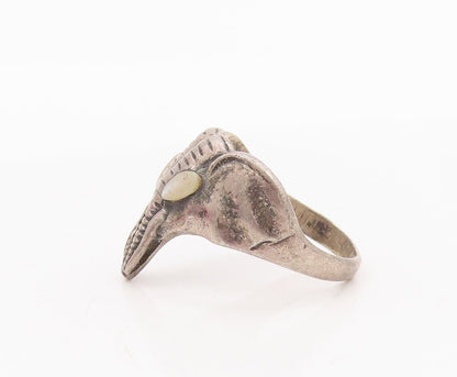 925 Sterling Silver Vintage Ring Carved Cat Eyed Elephant Face  Sz 5.5  RG28459