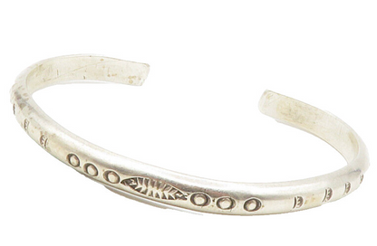 925 Sterling Silver  Vintage Shiny Etched Pattern Petite Cuff Bracelet  BT5199