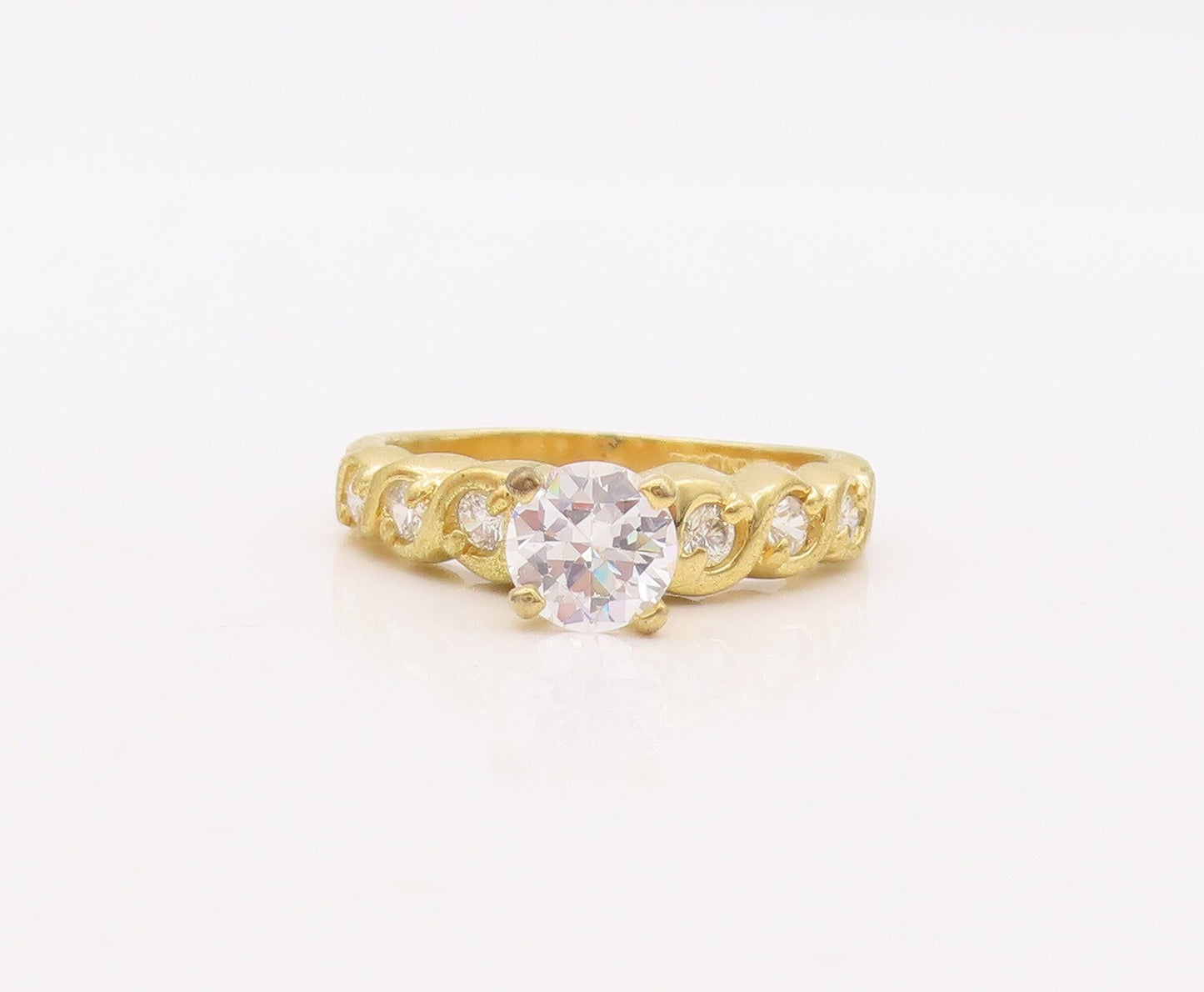 925 Sterling Silver Vintage Ring Gold Plated Carved Round CZ Inlay Sz 7  RG29925