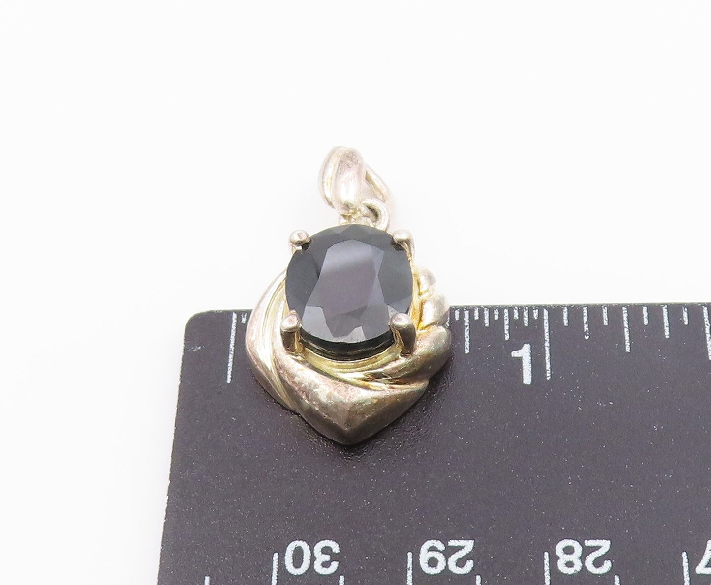 925 Sterling Silver  Vintage Scalloped Black Spinel Drop Pendant  PT20382