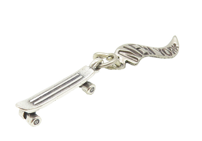 925 Sterling Silver  Vintage Petite Dark Tone Skateboard Sport Pendant  PT9044