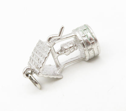 925 Sterling Silver  Vintage Shiny Petite Water Well Motif Pendant  PT13249