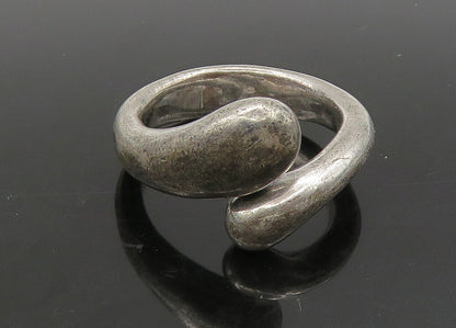 925 Sterling Silver  Vintage Smooth Dark Tone Bypass Band Ring Sz 6  RG21838