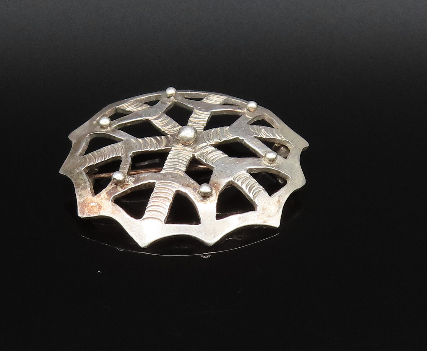 925 Sterling Silver  Vintage Openwork Beaded Web Motif Brooch Pin  BP9827