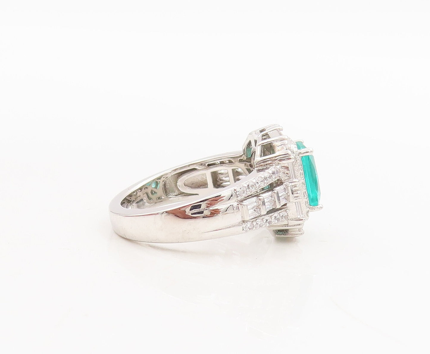 925 Sterling Silver Vintage Ring Rectangle Cut Aquamarine & CZ   Sz 7  RG29019