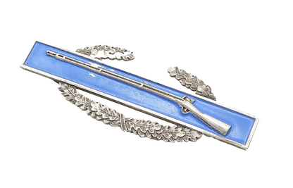 925 Sterling Silver  Vintage Enamel Coated Rifle Gun Wreath Lapel Pin  TR1682