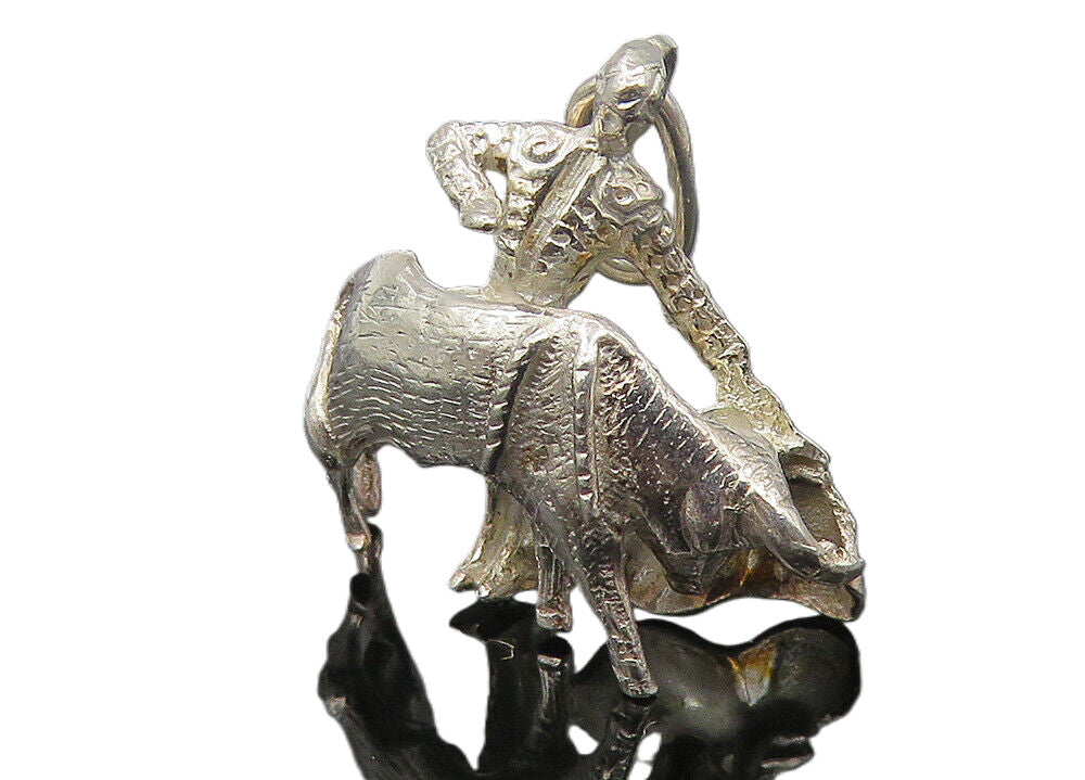 925 Sterling Silver  Vintage Shiny Petite Bull & Rider Drop Pendant  PT8799