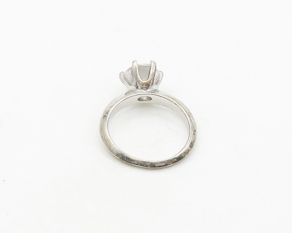 925 Sterling Silver  Vintage Shiny Cubic Zirconia Solitaire Ring Sz 7  RG19683