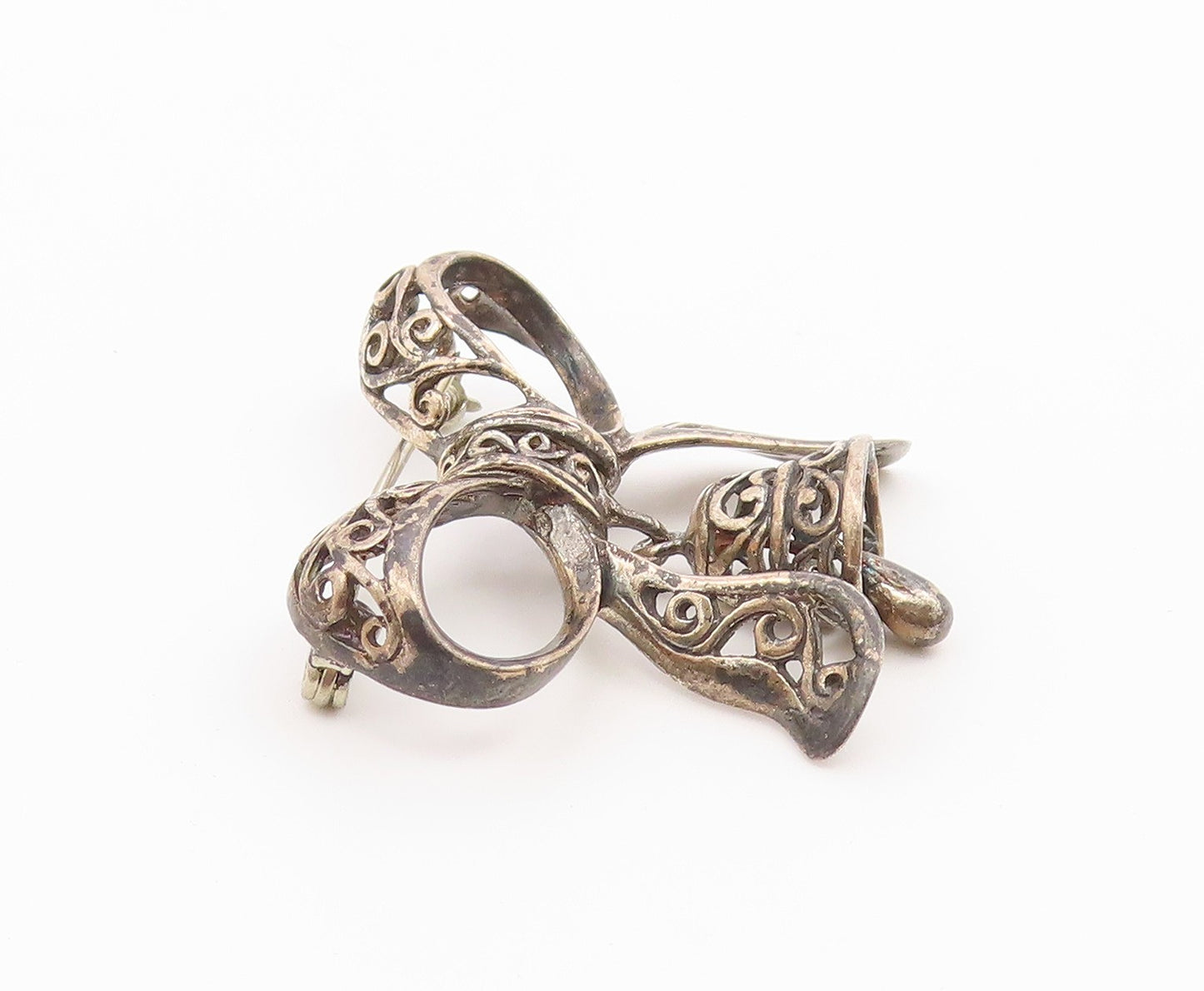 925 Sterling Silver  Vintage Bow Tied Ribbon Bell Brooch Pin (Jingles)  BP9211
