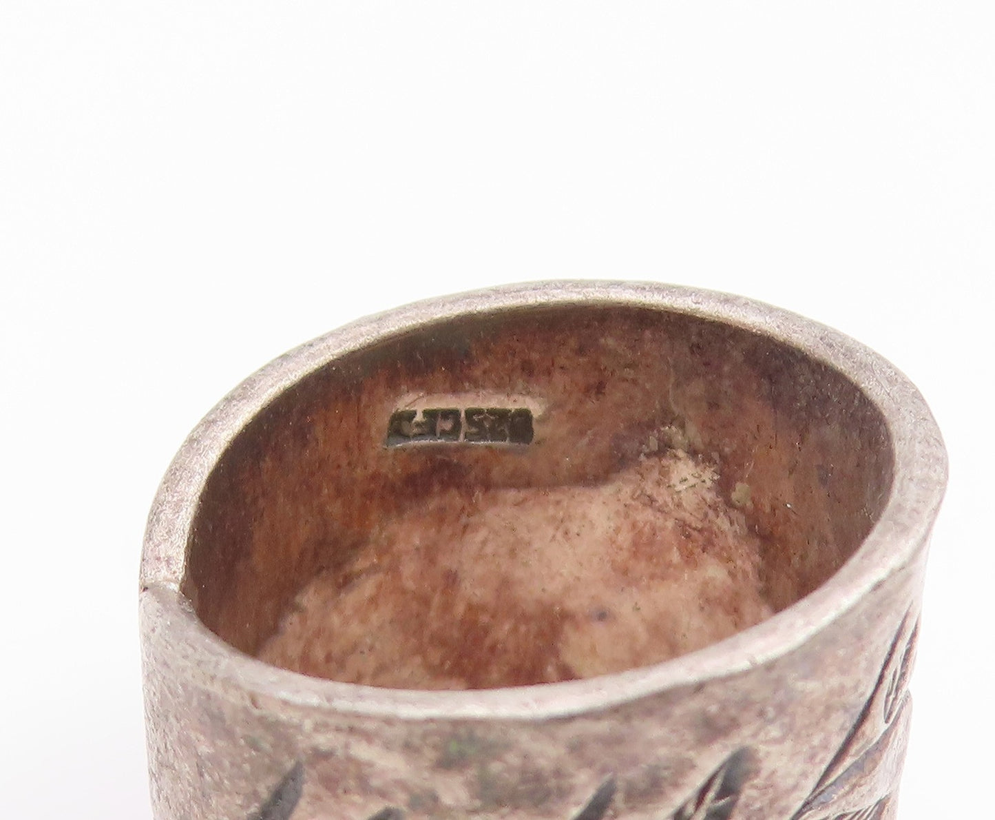925 Sterling Silver Vintage Ring Floral Etched Hammered Band  Sz 6.5  RG36107