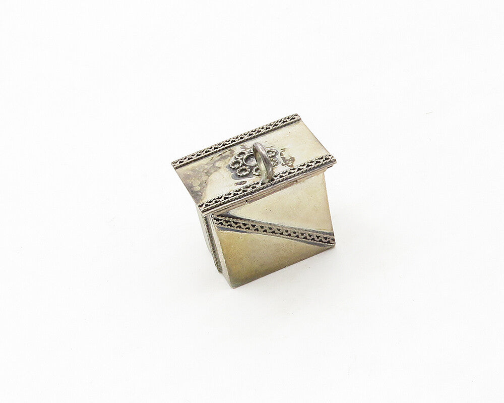 ISRAEL 925 Sterling Silver  Vintage Flower Detail Box Pendant (OPENS)  PT14101
