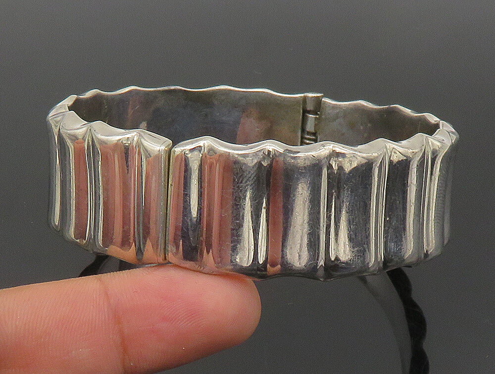 MEXICO 925 Sterling Silver  Vintage Shiny Fluted Round Bangle Bracelet  BT1190