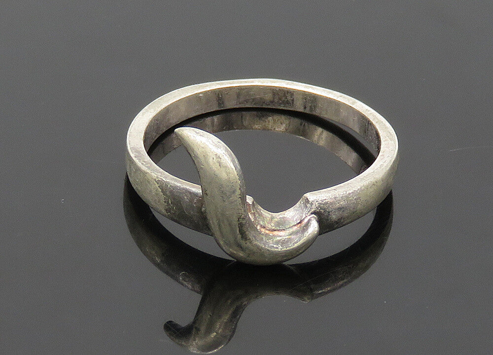 925 Sterling Silver  Vintage Smooth Oxidized Swirl Band Ring Sz 8  RG21422