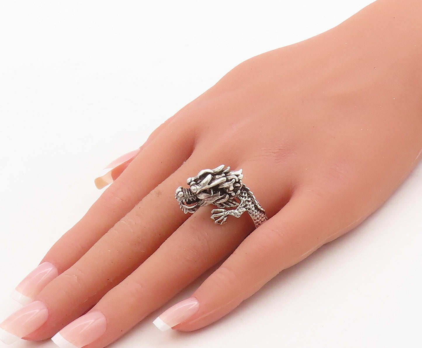 925 Sterling Silver Vintage Ring Dark Tone Carved Angry Dragon  Sz 9  RG31692