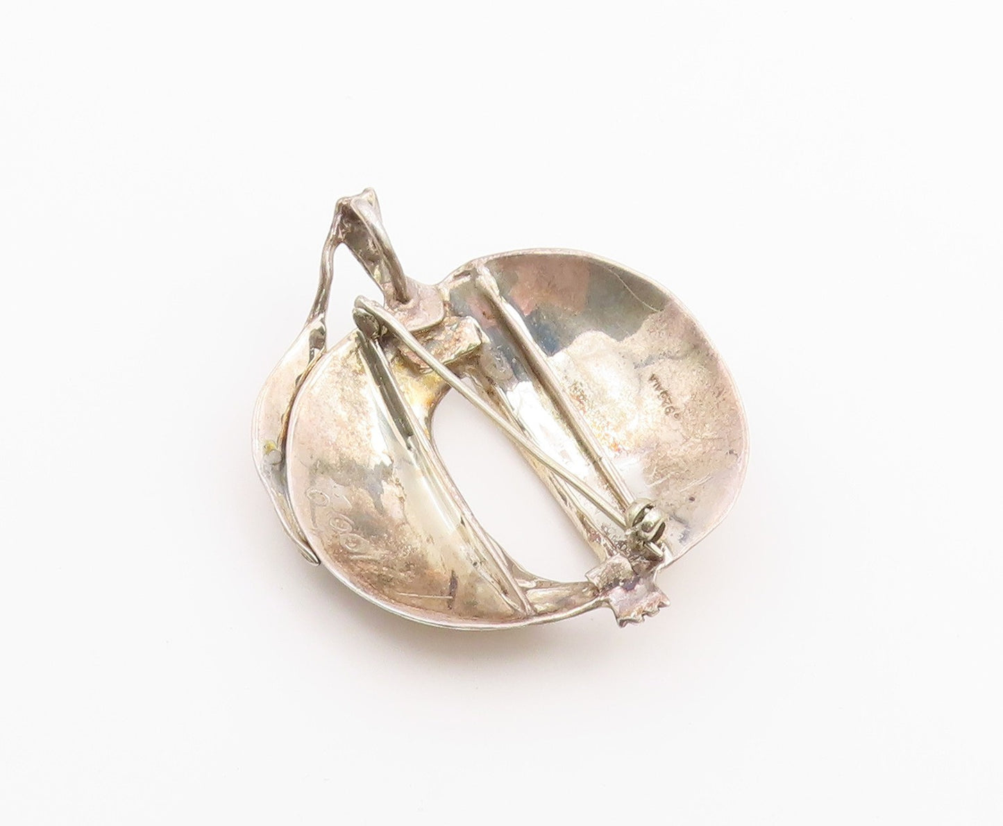 925 Sterling Silver  Vintage Shiny Cutout Apple Fruit Motif Brooch Pin  BP3588
