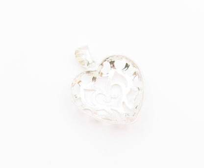 925 Sterling Silver  Vintage Shiny Love Heart Dome Cutout Pendant  PT16240